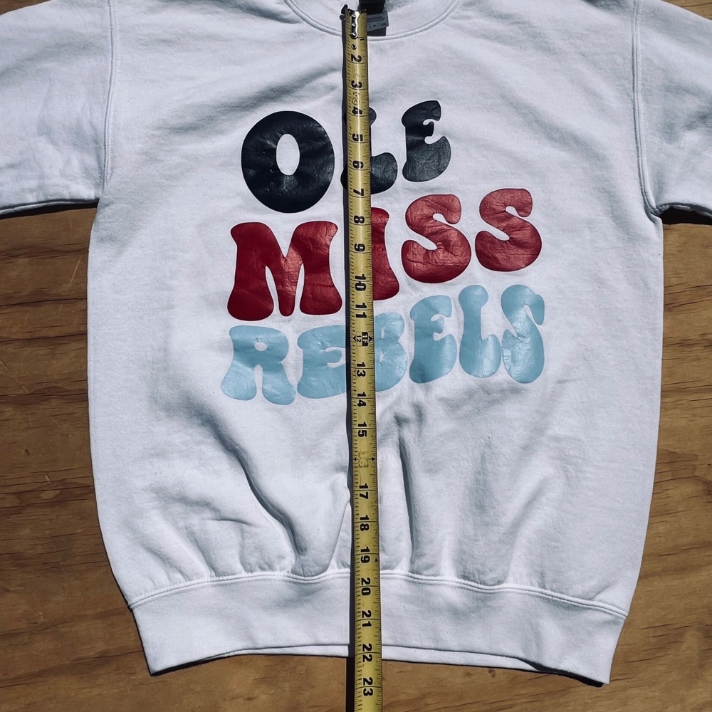 Gildan Ole Miss Rebels Sweatshirt White Small Stars Sleeve Crewneck Heavy Blend - Picture 4 of 8